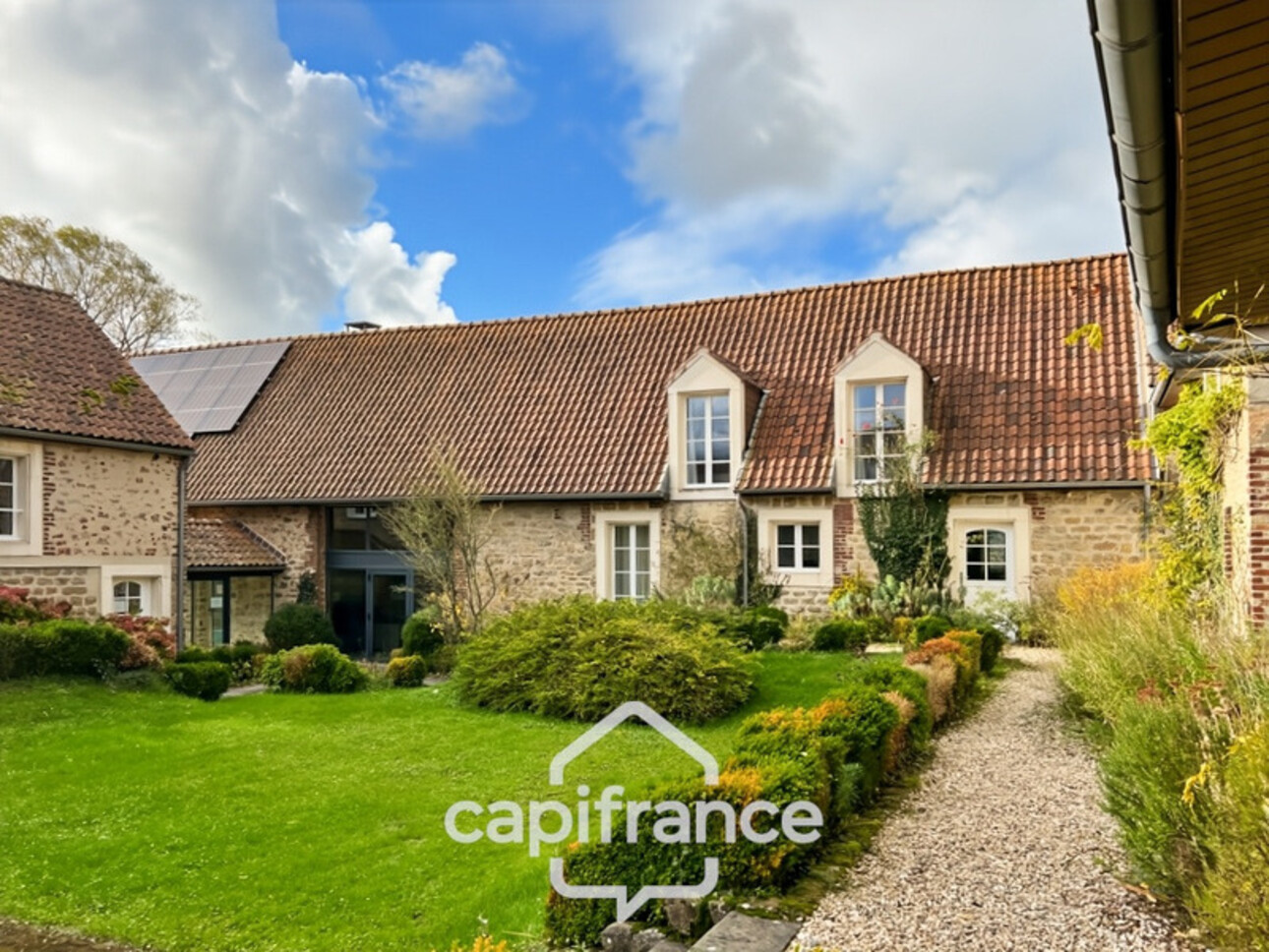 Photos 19 - Prestigious - FOR SALE 30-ROOM PROPERTY COMPLEX - SAINT-LEONARD - 5 ha 50 - 13000 M2 CONSTRUCTIBLE - INDOOR SWIMMI