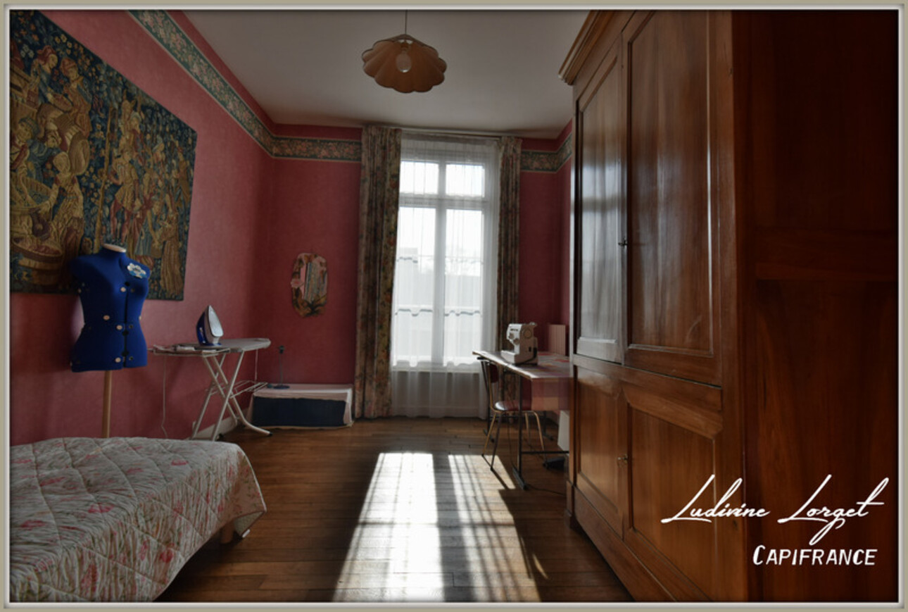 Photos 15 - Touristique - Propriété à vendre Au nord de Soissons (02200) (14km) - Corps de ferme - maison bourgeoise 335 m² habitables - 6 chambres - sous-sol total –Dépendances – Garages – Hangars- Terrain 1,22 hectare