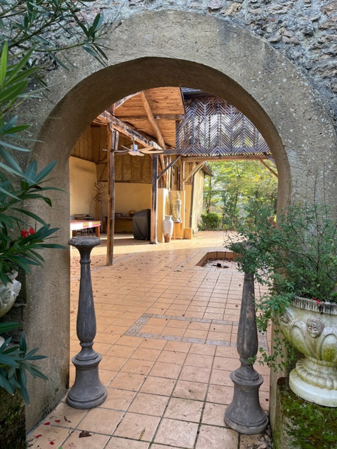 Photos 17 - Prestige - Dpt Gers (32), à vendre NOGARO proche, TRES ELEGANTE PROPRIETE  RURALE  sur 4.5 hectares, MAISON de MAITRE, GITE, deux piscines neuves, parc séculaire, SANS NUISANCE