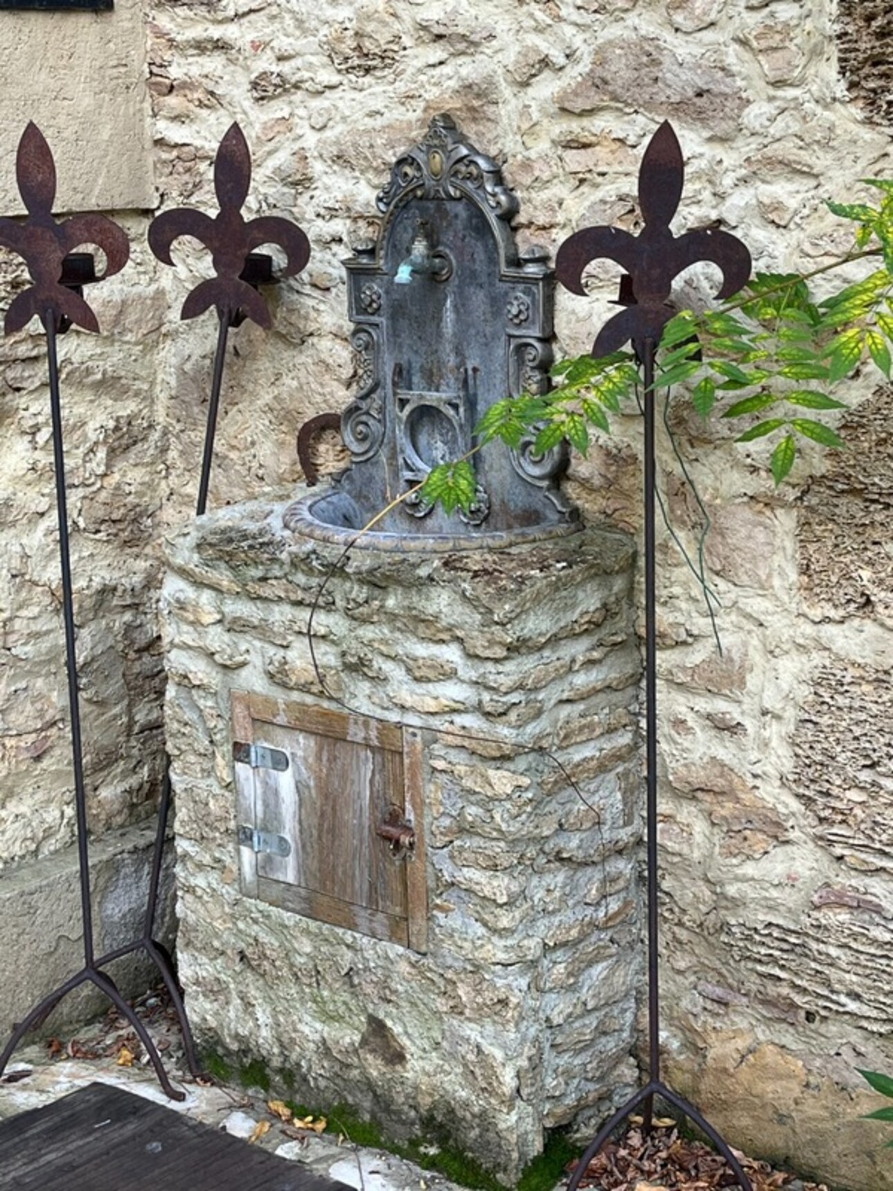 Photos 36 - Prestige - Dpt Gers (32), à vendre NOGARO proche, TRES ELEGANTE PROPRIETE  RURALE  sur 4.5 hectares, MAISON de MAITRE, GITE, deux piscines neuves, parc séculaire, SANS NUISANCE