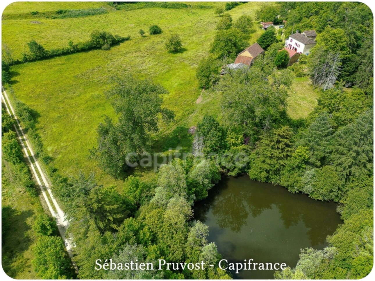 Photos 1 - Prestige - Propriete à vendre 7 pièces CORGNAC SUR L'ISLE (24), 5 chambres, terrain 33600m2, Dépendances 300m2, sans voisins proches