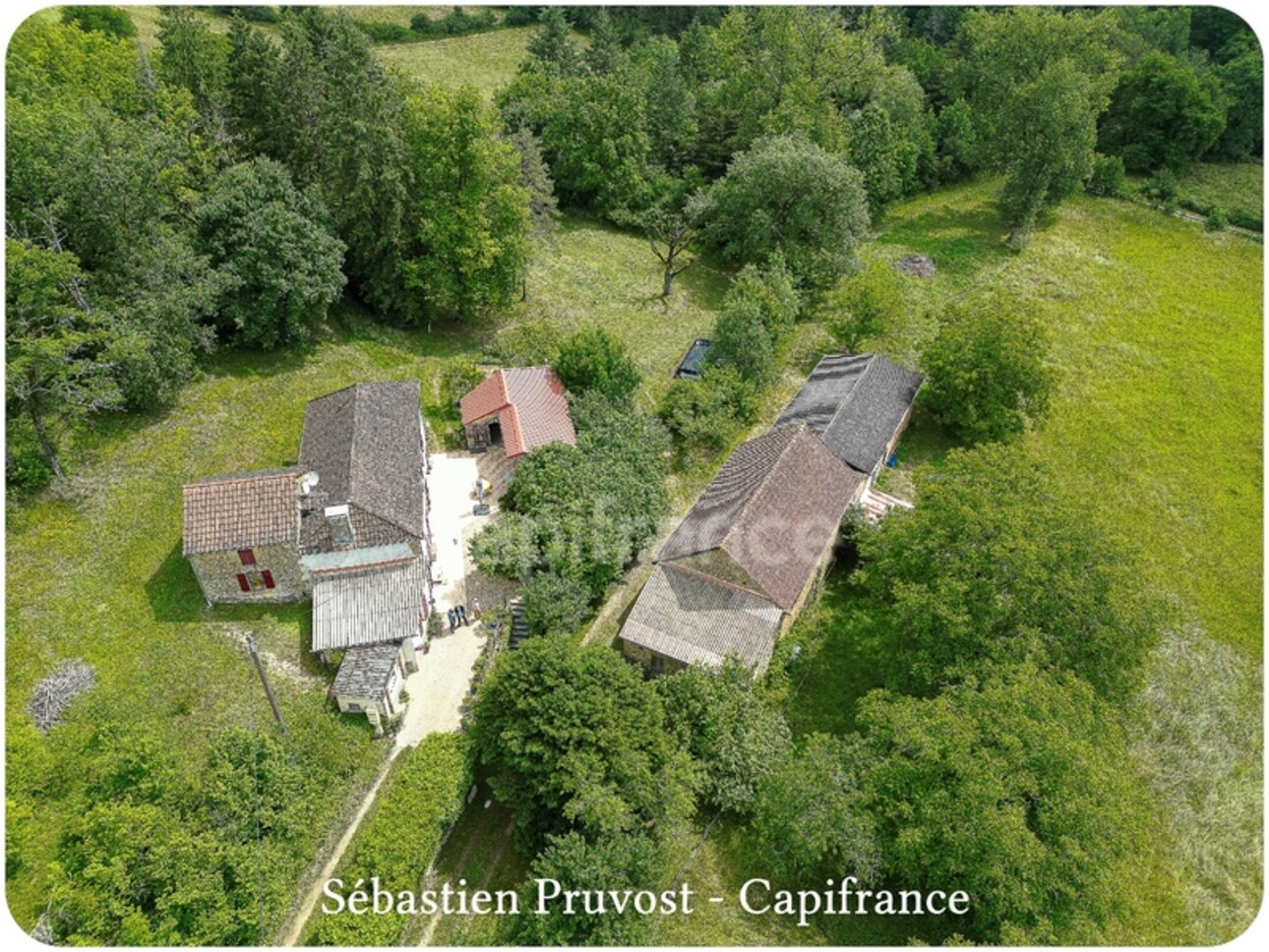Photos 3 - Prestige - Propriete à vendre 7 pièces CORGNAC SUR L'ISLE (24), 5 chambres, terrain 33600m2, Dépendances 300m2, sans voisins proches