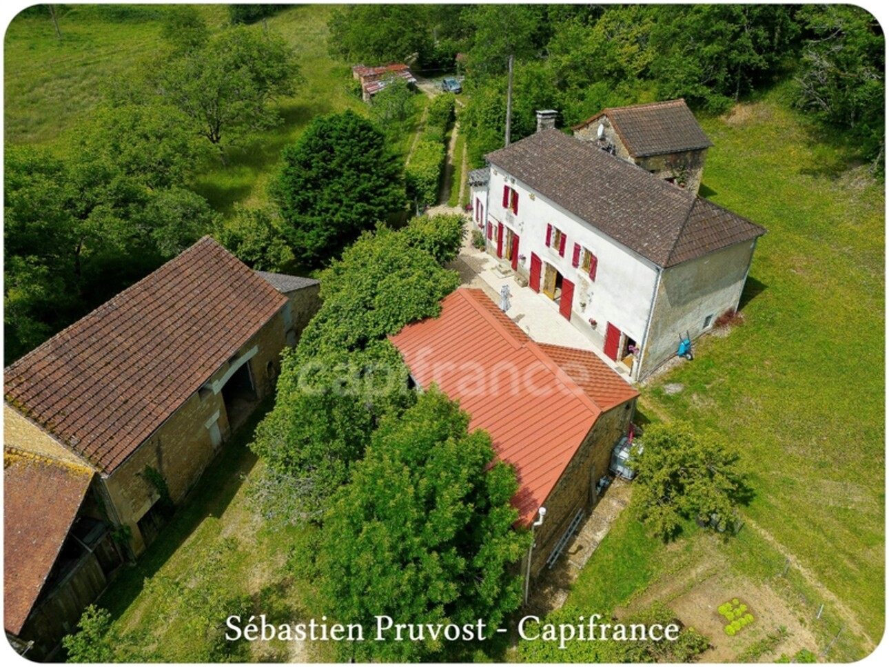 Photos 23 - Prestige - Propriete à vendre 7 pièces CORGNAC SUR L'ISLE (24), 5 chambres, terrain 33600m2, Dépendances 300m2, sans voisins proches