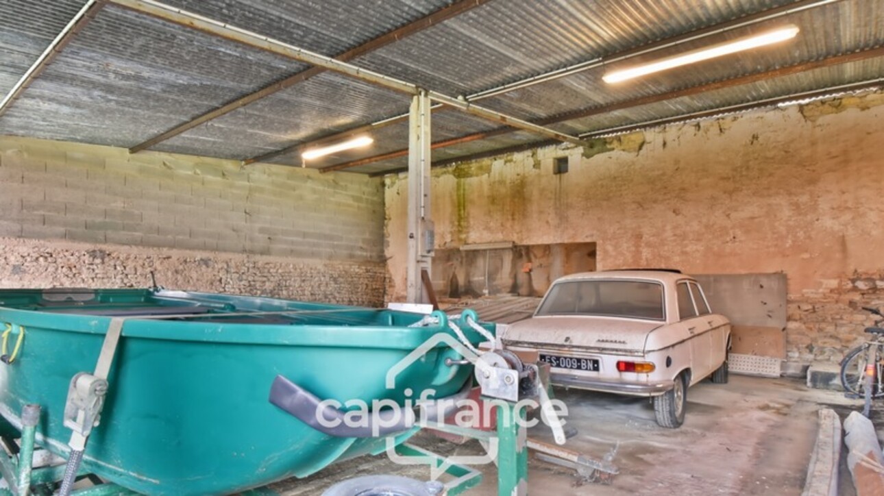 Photos 1 - Touristique - Dpt Charente Maritime (17), à vendre NUAILLE D'AUNIS, ensemble immobilier, d'une surface de 591,64 m2, le tout sur une parcelle cadastrée de 4710 m2