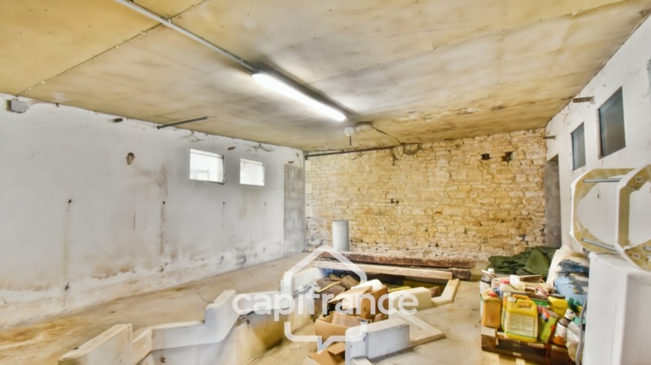 Photos 2 - Touristique - Dpt Charente Maritime (17), à vendre NUAILLE D'AUNIS, ensemble immobilier, d'une surface de 591,64 m2, le tout sur une parcelle cadastrée de 4710 m2