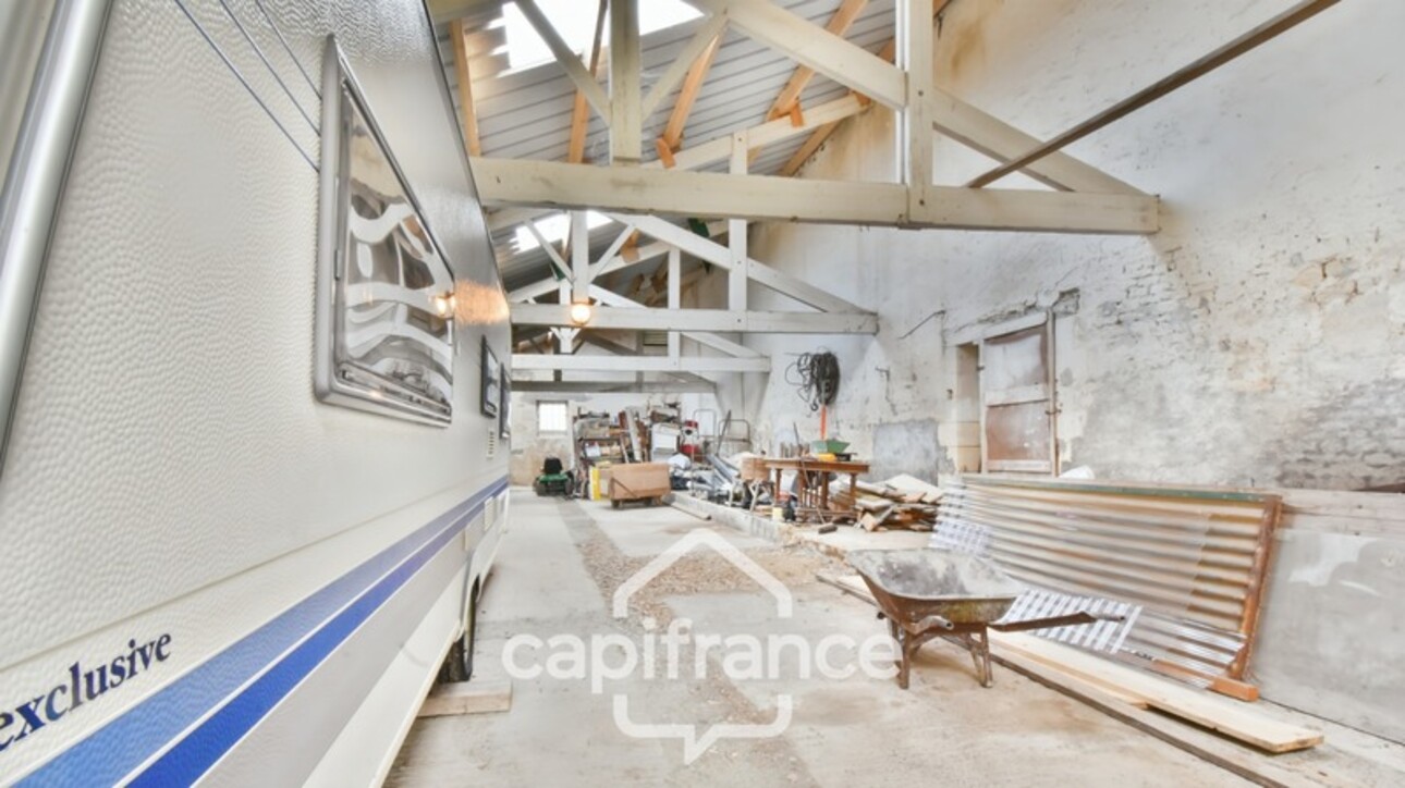 Photos 12 - Touristique - Dpt Charente Maritime (17), à vendre NUAILLE D'AUNIS, ensemble immobilier, d'une surface de 591,64 m2, le tout sur une parcelle cadastrée de 4710 m2