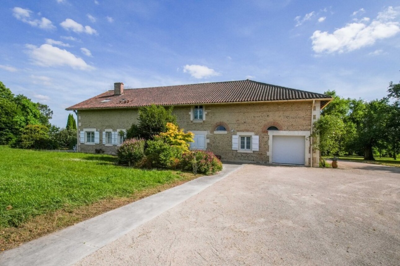 Photos 4 - Prestige - Propriété de Caractère et de charme proche de MONT DE MARSAN (40) - 430 M2 Habitables - Terrain 9000m2 environ