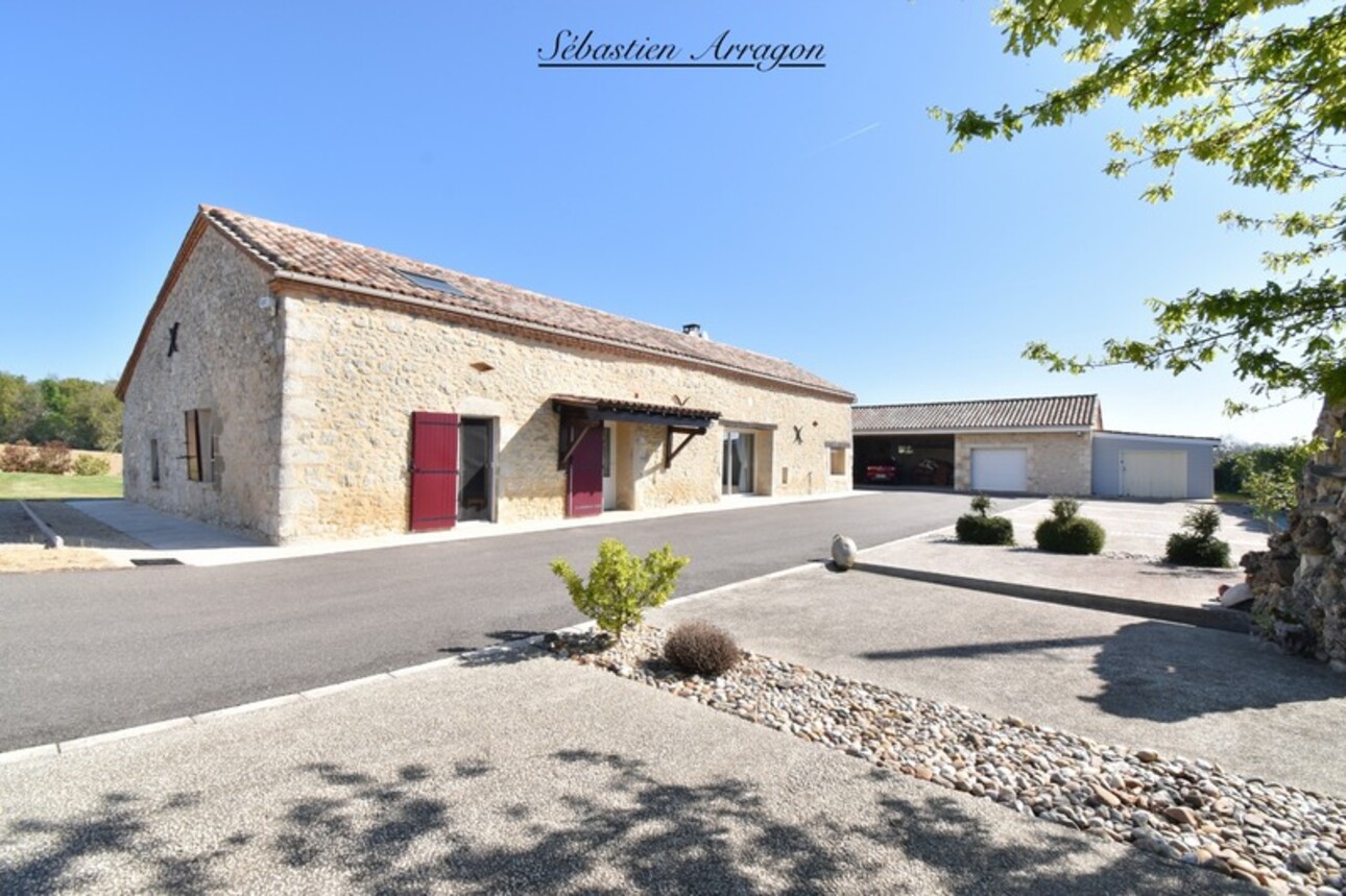 Photos 2 - Prestigious - Propriete en pierre à vendre 8 pièces CANCON (47)