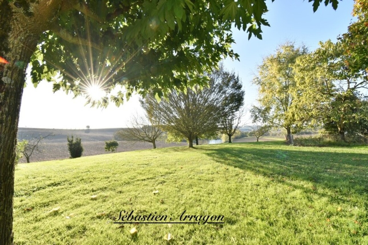 Photos 4 - Prestige - PROPRIÉTÉ ENTOURÉE DE NATURE À PINEL HAUTERIVE (47)