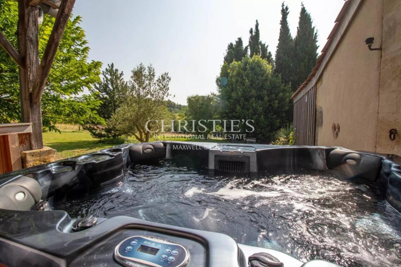 Photos 4 - Équestre - Exceptionnelle Maison de Maître avec logement séparé, piscine, spa et vues
