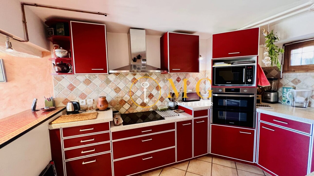 Photos 9 - Prestige - Propriété spacieuse avec dépendance et grand terrain de 1 he