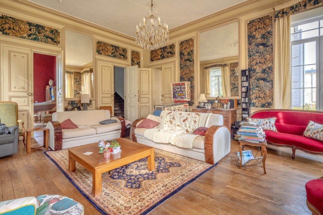 Photos 1 - Prestige - Propriété à vendre proche de Bourges (18)