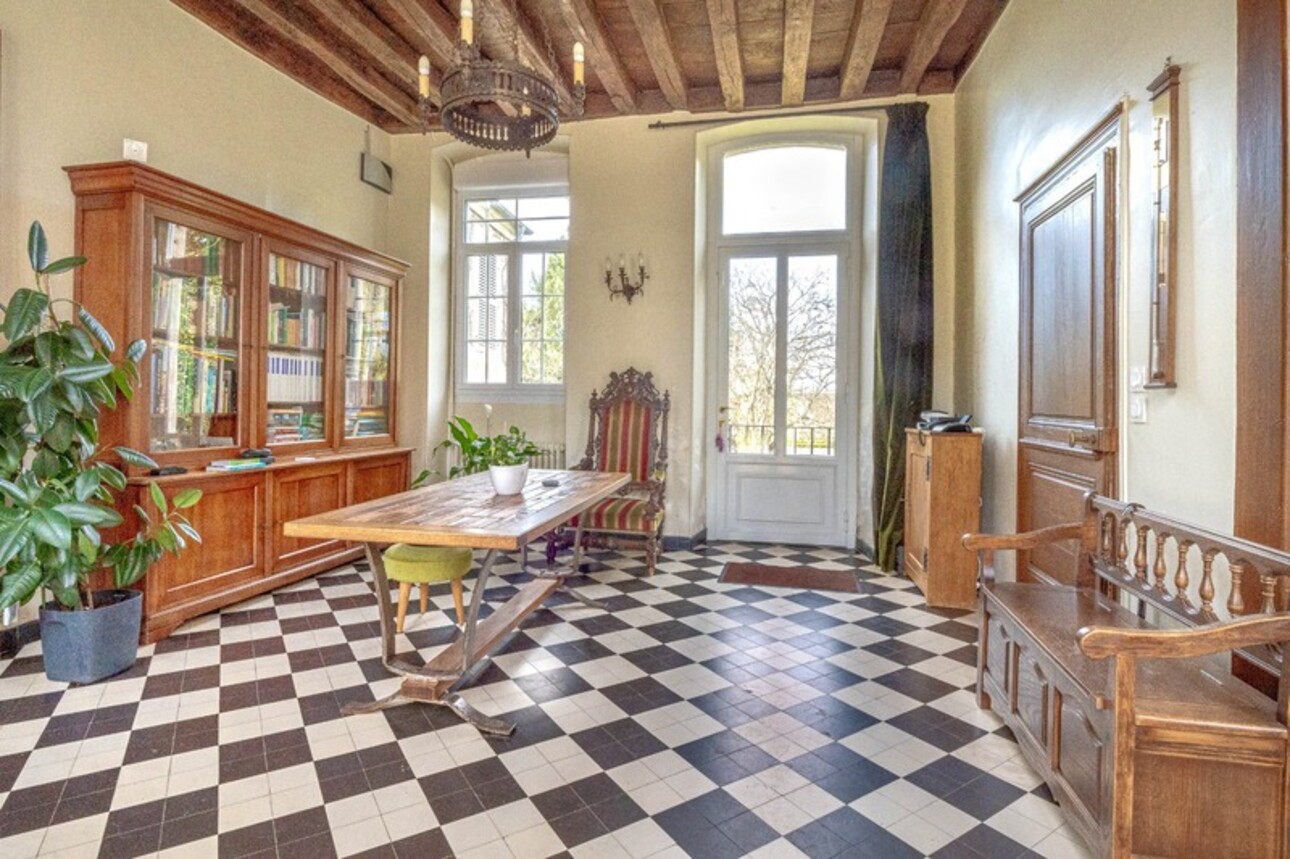 Photos 6 - Prestige - Propriété à vendre proche de Bourges (18)