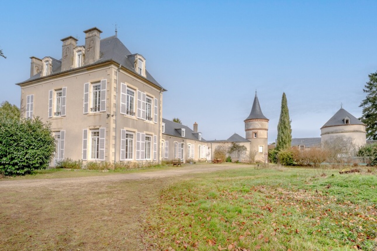 Photos 15 - Prestige - Propriété à vendre proche de Bourges (18)
