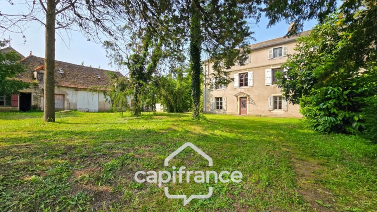 Photos 2 - Prestige - Propriété à vendre de 16 pièces sur 2,8 hectares proche de CHALON SUR SAONE (71)