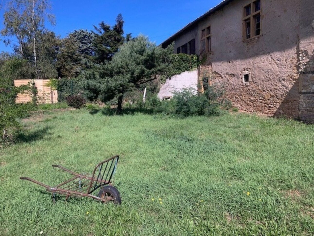 Photos 3 - Touristique - Dpt Rhône (69), à vendre proche de VILLEFRANCHE SUR SAONE  Idéal horticulture ou pension pour chevaux