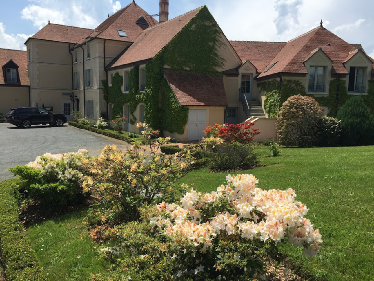 Photos 2 - Prestige - Dpt Creuse (23), à vendre BONNAT propriété de 35 pièces - Golf - Tennis - Piscine - Maison de gardien - Terrain 4,98 ha