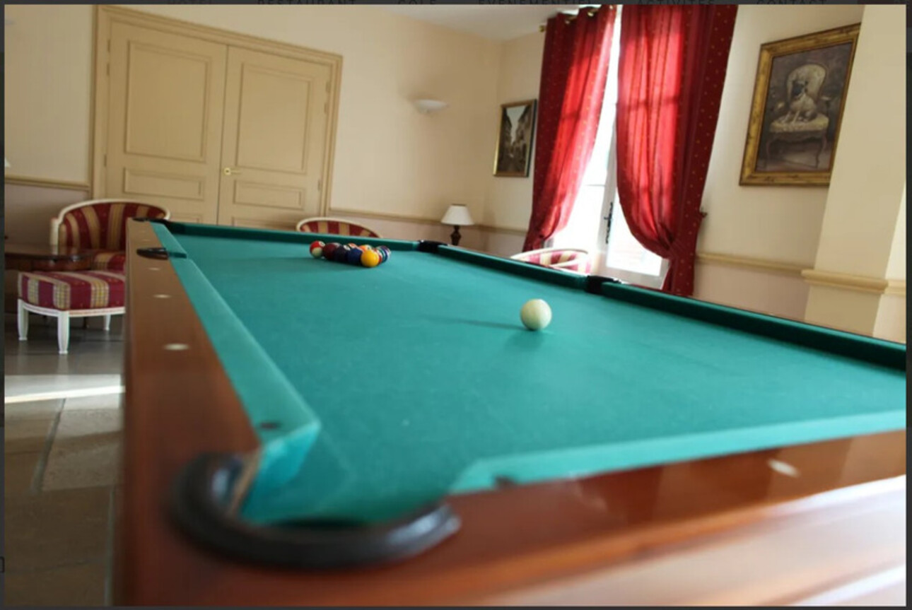 Photos 13 - Prestige - Dpt Creuse (23), à vendre BONNAT propriété de 35 pièces - Golf - Tennis - Piscine - Maison de gardien - Terrain 4,98 ha