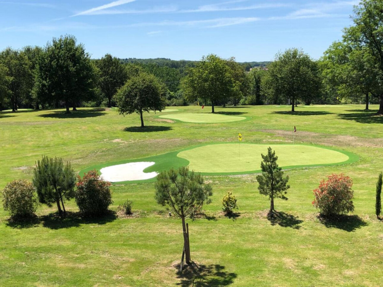 Photos 21 - Prestige - Dpt Creuse (23), à vendre BONNAT propriété de 35 pièces - Golf - Tennis - Piscine - Maison de gardien - Terrain 4,98 ha