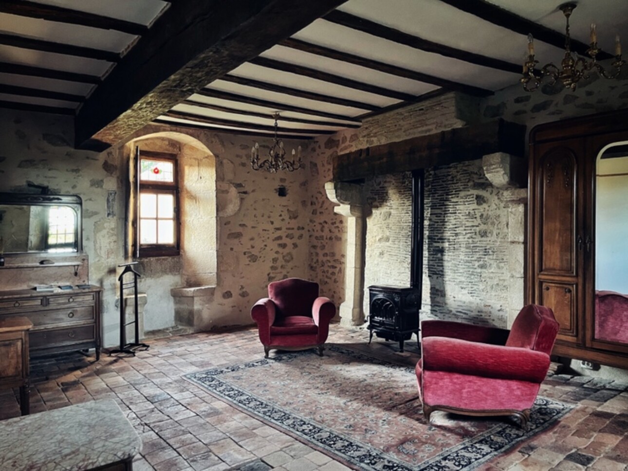 Photos 2 - Prestige - Dpt Creuse (23), à vendre à Parsac propriété de 5 pièces de 162,5 m² - Dépendances - Terrain de 2ha05