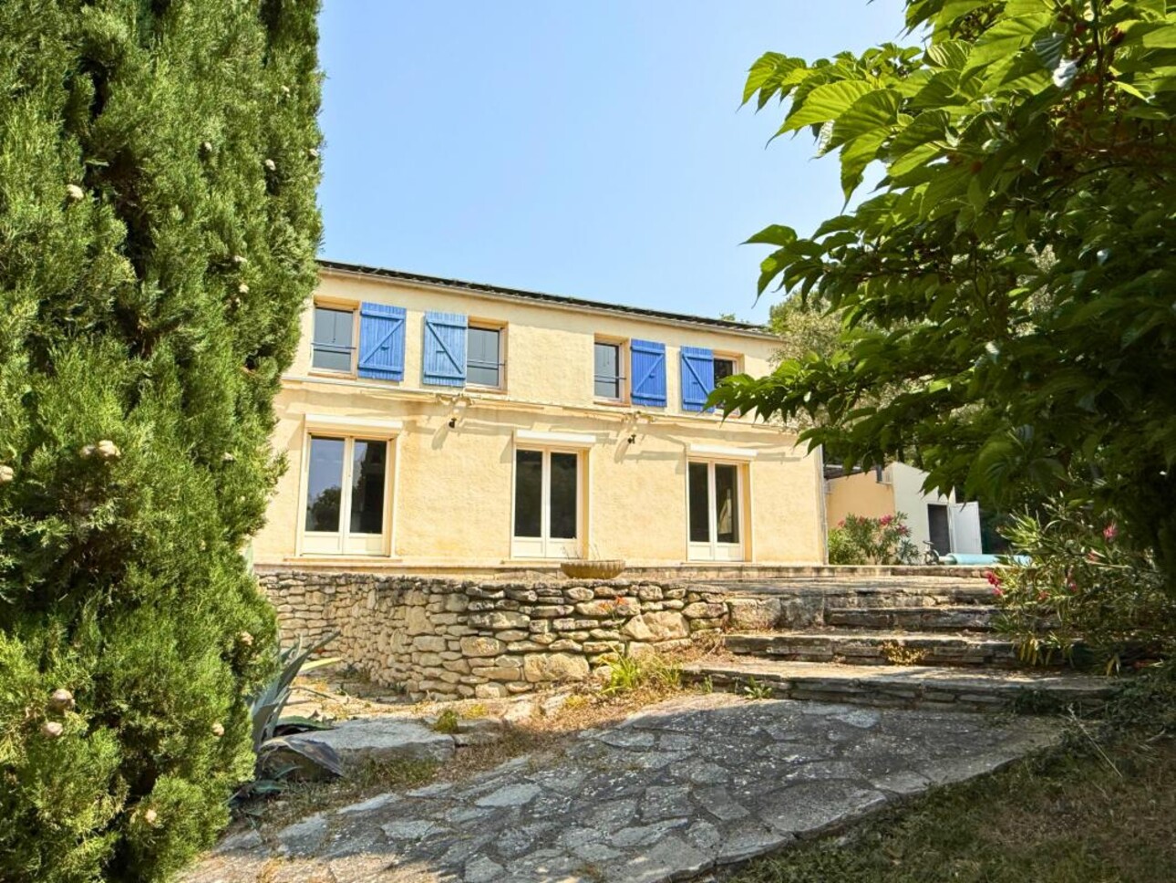 Photos 2 - Prestige - À 10 min de Pierrevert   Grande maison familiale avec terrai