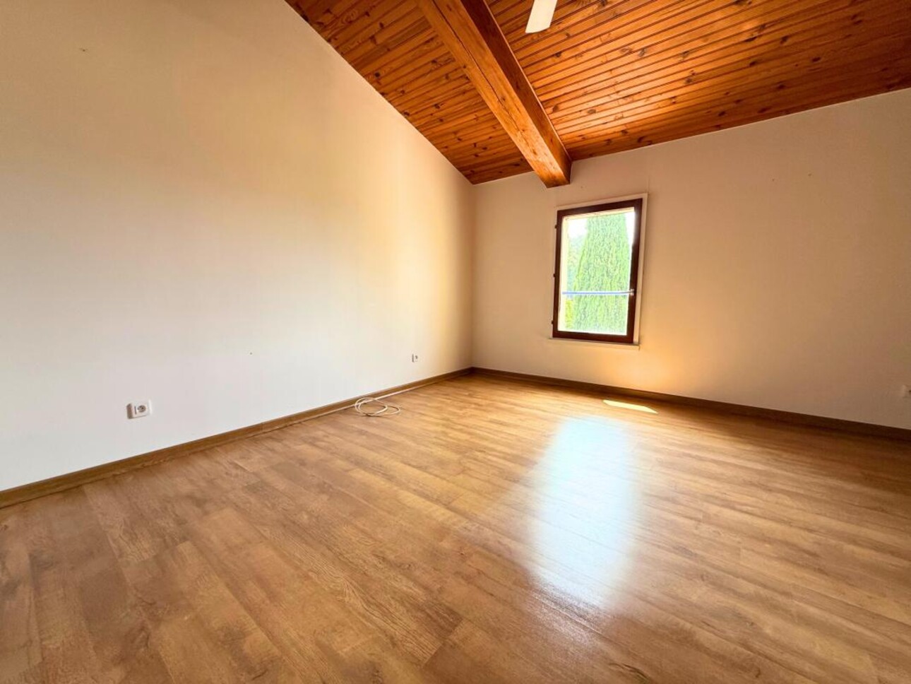 Photos 9 - Prestige - À 10 min de Pierrevert   Grande maison familiale avec terrai