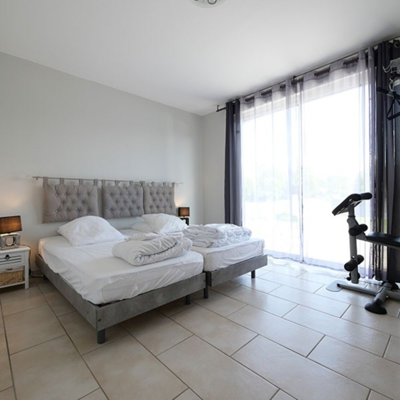 Photos 6 - Prestige - Maison avec studio indépendant et piscine chauffée – 2300 m² de terrain – CHABESTAN (05)