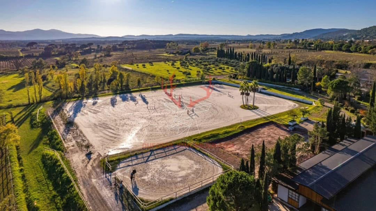 Photos 6 - Équestre - Domaine d'exception de 10 hectares au coeur de la Provence
