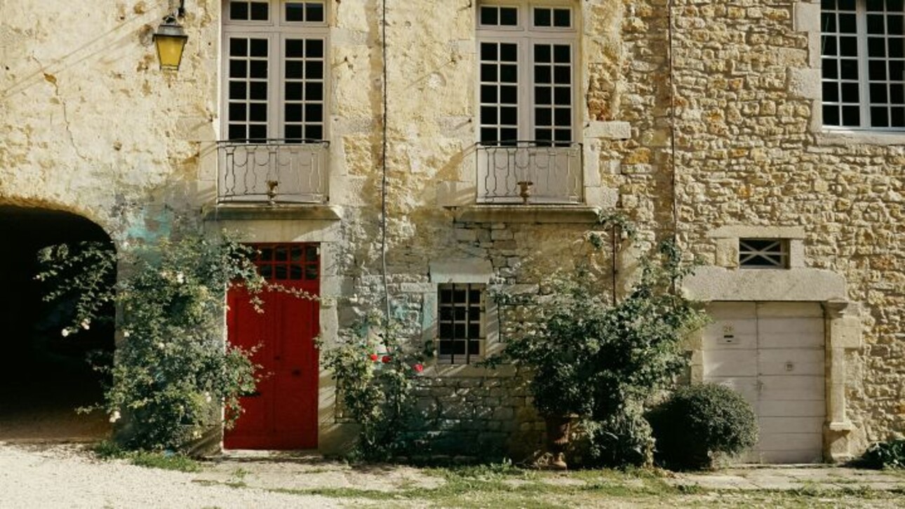 Rénover une maison ancienne à la campagne : quelles solutions côté façade ?